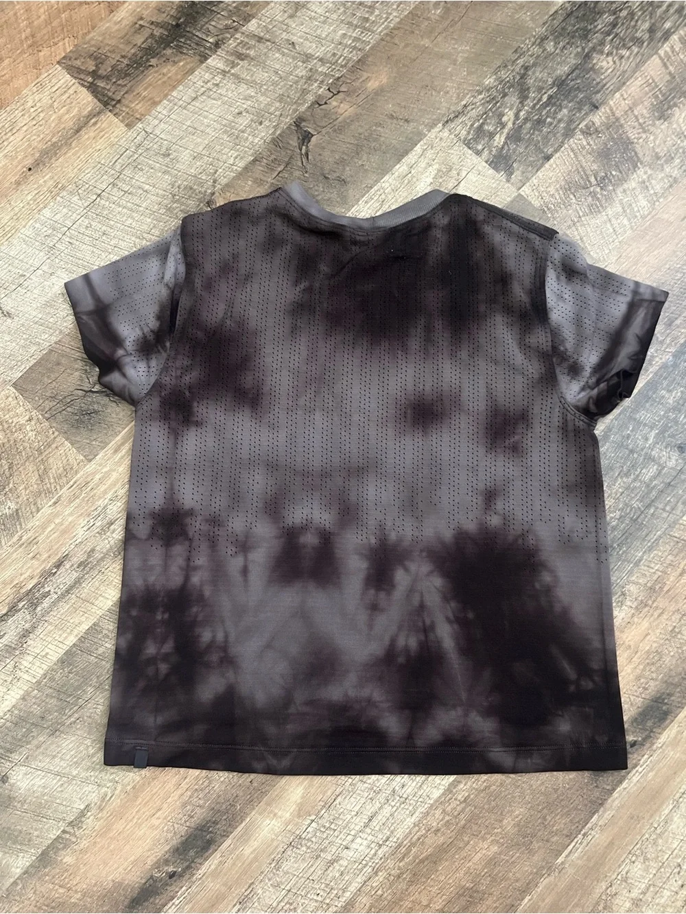 lululemon athletica Black Tie-Dye Train to Be Short Sleeve Tee Perforated